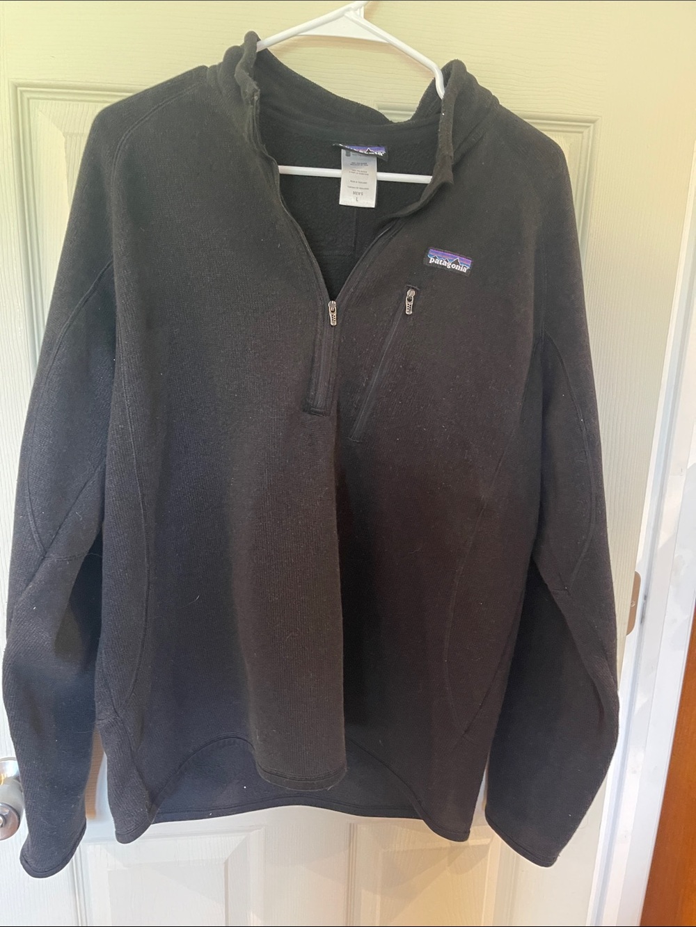 Patagonia Black Men's Half-Zip Fleece Pullover